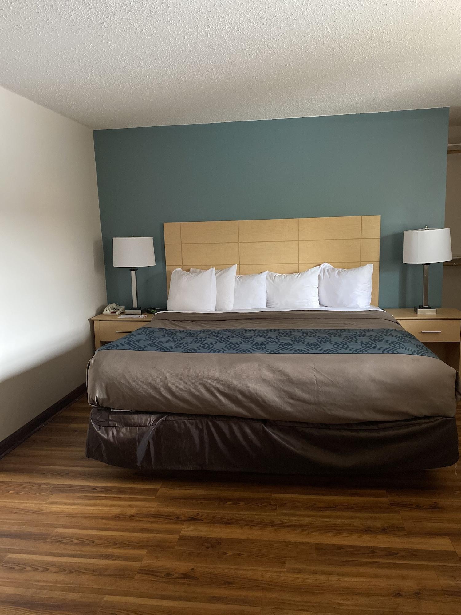 Lodge Econo At The Falls North *
